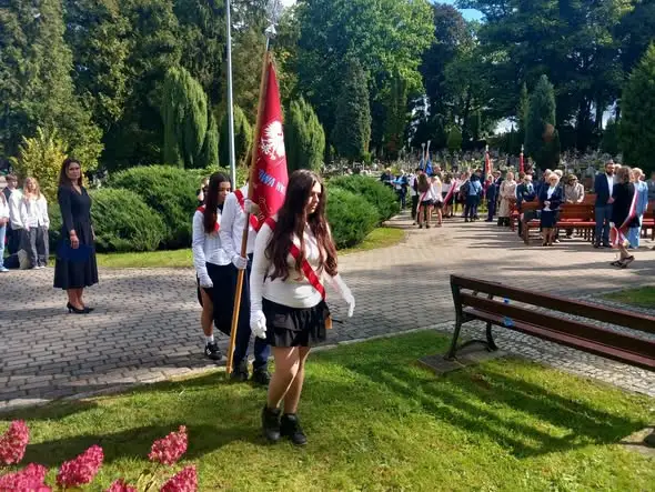 Bolesławiec oddał hołd Sybirakom. Uroczysty marsz na Cmentarzu Komunalnym