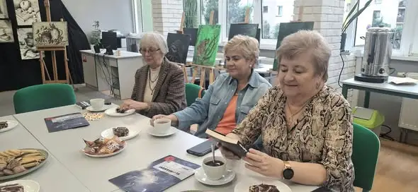 Dyskusyjny Klub Książki w Wieruszowie omawiał „Czeluść” Anny Kańtoch