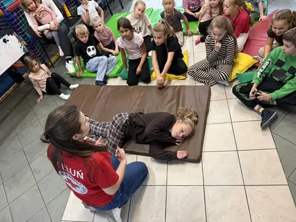 Mali bohaterowie z Figloraju: dzieci uczyły się pierwszej pomocy